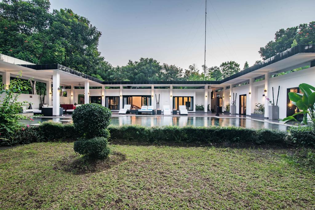 Stunning Villa Lily Ловина Экстерьер фото